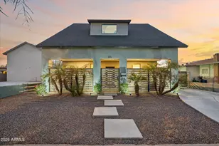 826 N 11th Ave, Phoenix, AZ 85007 - Photo 1