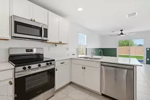 12168 E Sunflower Ln, Florence, AZ 85132 - Photo 9