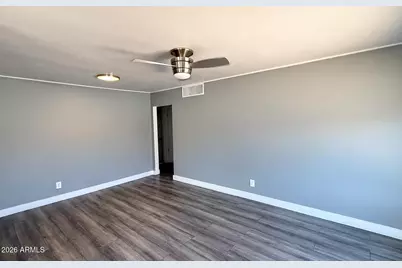 17 E Townley Avenue, Phoenix, AZ 85020 - Photo 7