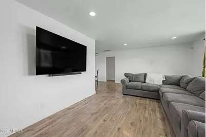 1103 E Watson Drive, Tempe, AZ 85283 - Photo 3