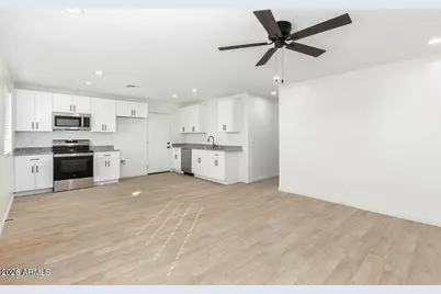 428 S 97th Place, Mesa, AZ 85208 - Photo 5