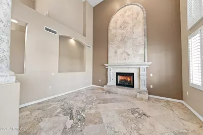 5881 W Del Lago Circle, Glendale, AZ 85308 - Photo 9