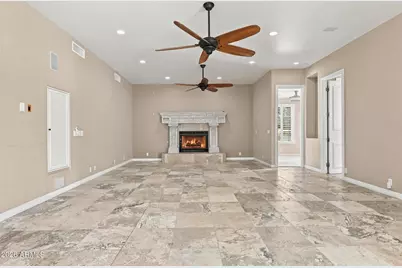5881 W Del Lago Circle, Glendale, AZ 85308 - Photo 17