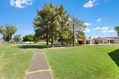 13223 N 25th Drive, Phoenix, AZ 85029 - Photo 39