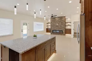 275 S Barlow St St, Colorado City, AZ 86021 - Photo 13