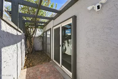 324 E Ambassador Drive, Tempe, AZ 85288 - Photo 43