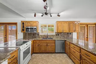 8122 S Palm Dr, Tempe, AZ 85284 - Photo 15