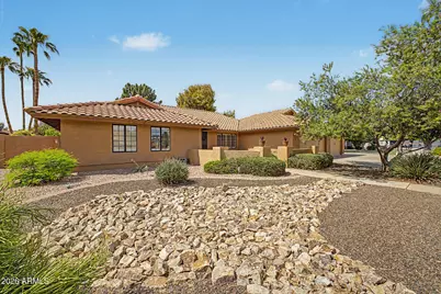 8122 S Palm Drive, Tempe, AZ 85284 - Photo 1