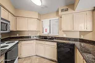 3848 N 3rd Ave, Phoenix, AZ 85013 - Photo 13
