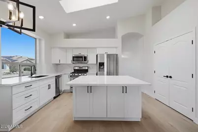 17320 N Thornberry Drive, Surprise, AZ 85374 - Photo 3
