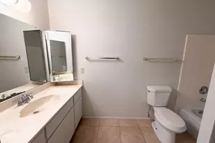 8301 N 47th Dr, Glendale, AZ 85302 - Photo 11