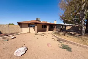 8301 N 47th Dr, Glendale, AZ 85302 - Photo 9