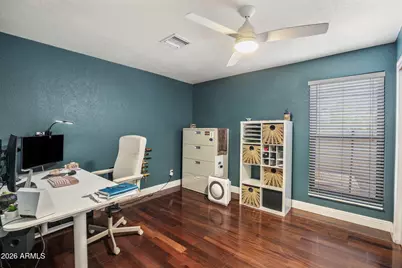 852 W Caribbean Lane, Phoenix, AZ 85023 - Photo 19