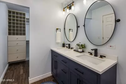 852 W Caribbean Lane, Phoenix, AZ 85023 - Photo 15
