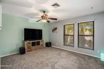 852 W Caribbean Lane, Phoenix, AZ 85023 - Photo 17