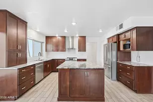 2901 W Kathleen Rd, Phoenix, AZ 85053 - Photo 13