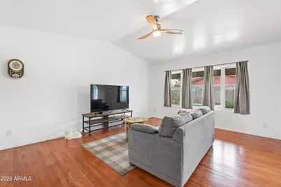 2901 W Kathleen Road, Phoenix, AZ 85053 - Photo 11