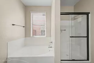 1917 E Daley Ln, Phoenix, AZ 85024 - Photo 19