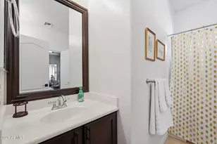7053 N 7th Ave, Phoenix, AZ 85021 - Photo 21