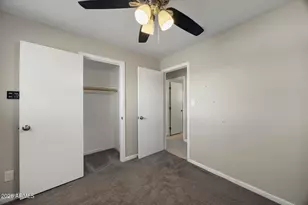 1835 W Behrend Dr, Phoenix, AZ 85027 - Photo 13