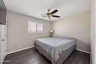 1835 W Behrend Dr, Phoenix, AZ 85027 - Photo 17
