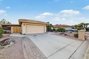 25820 S Saddletree Dr, Sun Lakes, AZ 85248 - Photo 27