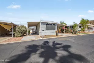 10401 N Cave Creek Rd, Phoenix, AZ 85020 - Photo 11