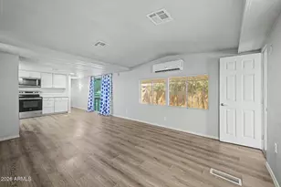 10401 N Cave Creek Rd, Phoenix, AZ 85020 - Photo 5