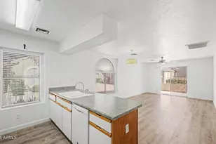 7040 W Olive Ave, Peoria, AZ 85345 - Photo 11