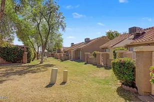 7040 W Olive Ave, Peoria, AZ 85345 - Photo 25