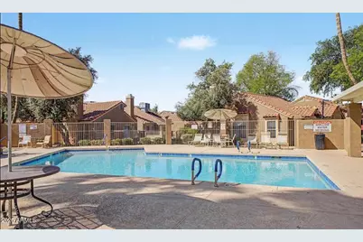 7040 W Olive Avenue #40, Peoria, AZ 85345 - Photo 23