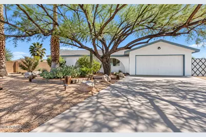 161 W 15th Avenue, Apache Junction, AZ 85120 - Photo 1