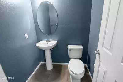 1523 N 81st Drive, Phoenix, AZ 85043 - Photo 5