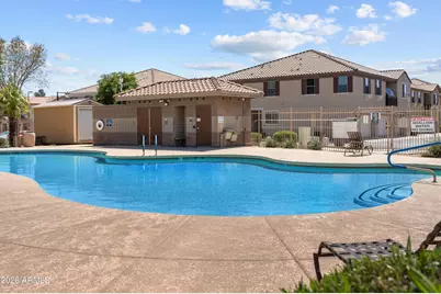 1523 N 81st Drive, Phoenix, AZ 85043 - Photo 1