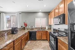 929 S Deerfield Ln, Gilbert, AZ 85296 - Photo 9