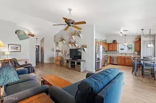 20849 N 104th Ln, Peoria, AZ 85382 - Photo 9