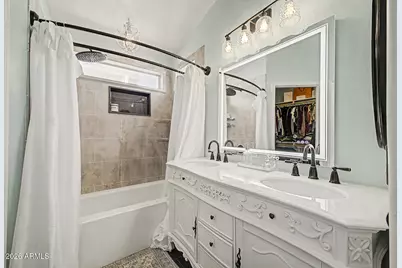 3210 E Kristal Way, Phoenix, AZ 85050 - Photo 17
