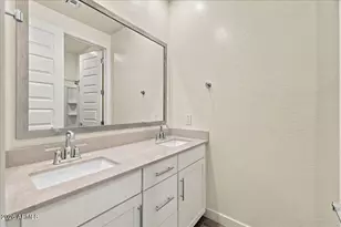 924 E Anderson Ave, Phoenix, AZ 85022 - Photo 57