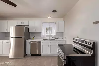 1407 E El Camino Drive, Phoenix, AZ 85020 - Photo 11