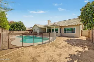 3334 E Utopia Rd, Phoenix, AZ 85050 - Photo 35