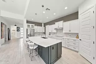 11961 W Creosote Dr, Peoria, AZ 85383 - Photo 9