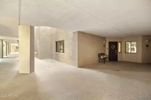 5104 N 32nd St, Phoenix, AZ 85018 - Photo 3