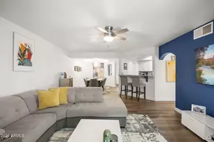 5104 N 32nd St, Phoenix, AZ 85018 - Photo 11