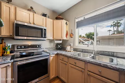 10401 N 52nd St -- #126, Paradise Valley, AZ 85253 - Photo 17