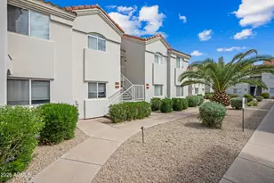 10401 N 52nd St, Paradise Valley, AZ 85253 - Photo 3