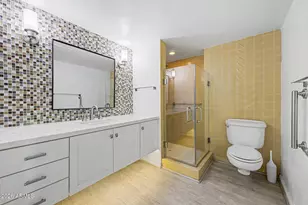 6502 N Central Ave, Phoenix, AZ 85012 - Photo 23