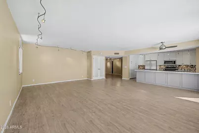 6502 N Central Avenue #A101, Phoenix, AZ 85012 - Photo 9