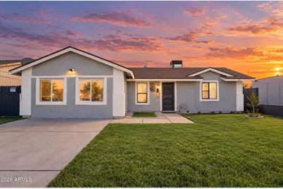 7139 W Earll Drive, Phoenix, AZ 85033 - Photo 1