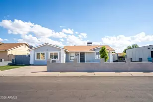 7139 W Earll Dr, Phoenix, AZ 85033 - Photo 3