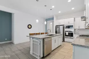 17429 W Surrey Dr, Surprise, AZ 85388 - Photo 11